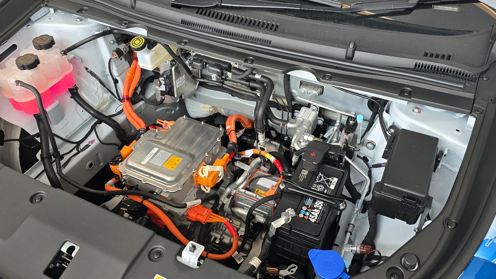 URI-SA electric light-duty vehicle conversion