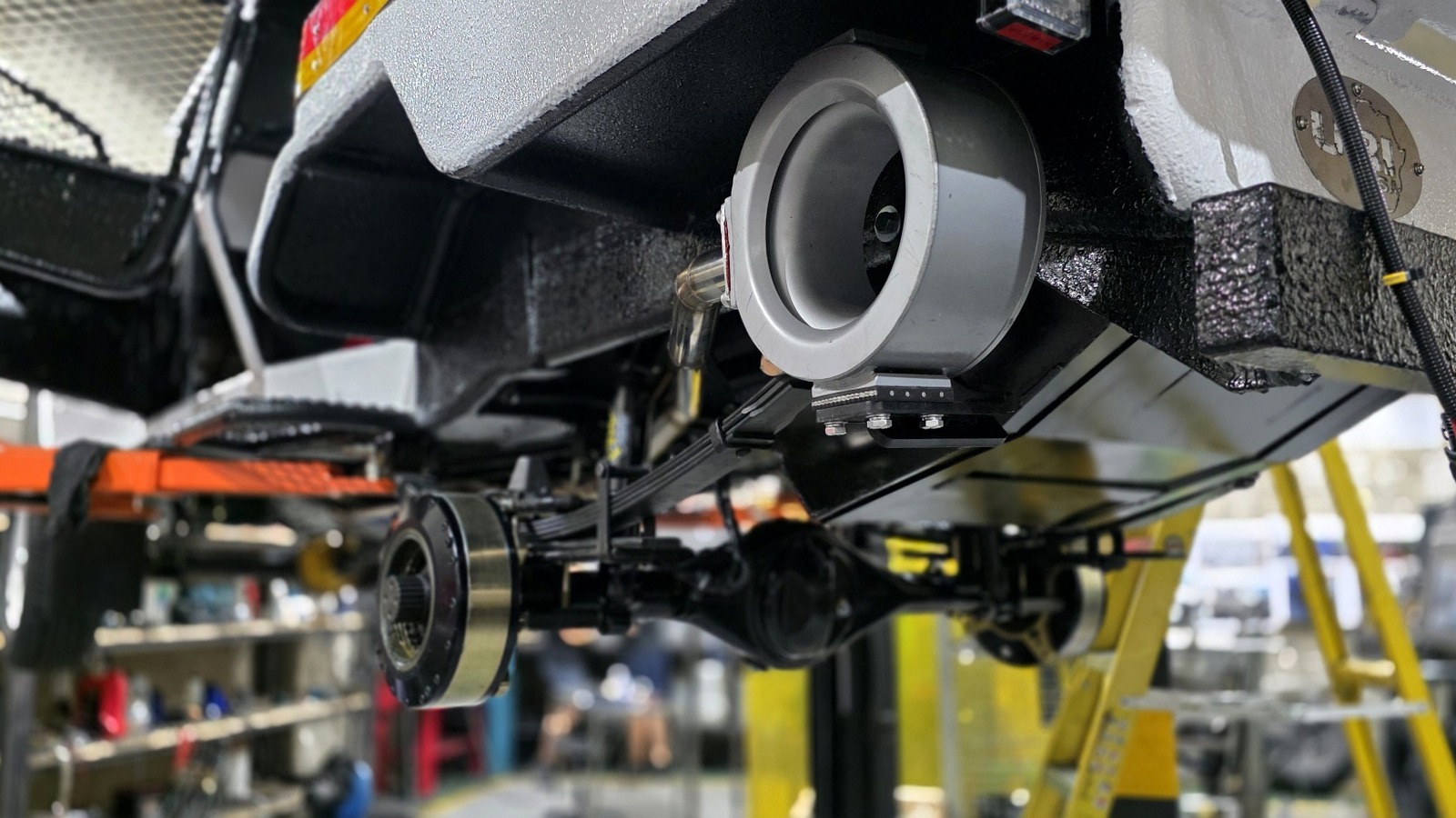 URI-SA vehicle maintenance and after-sales support